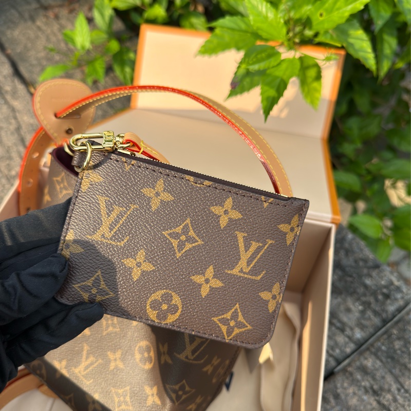 全新LV ALL In BB Monogram老花帆布水桶包M12925現貨-9