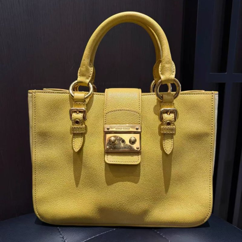 miumiu 黃色手提單肩斜背包 27.5*7*20cm 99新 配件塵袋-1