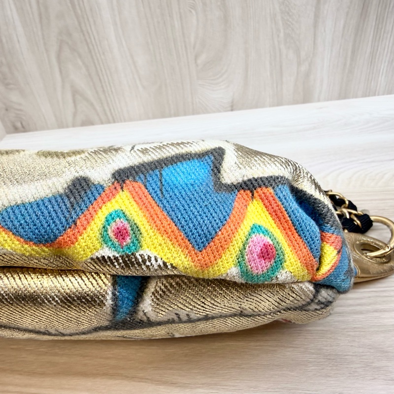 chanel 超閃✨金色塗鴉款胸背包 AS0868-12