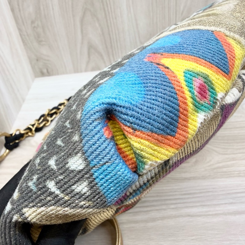 chanel 超閃✨金色塗鴉款胸背包 AS0868-13