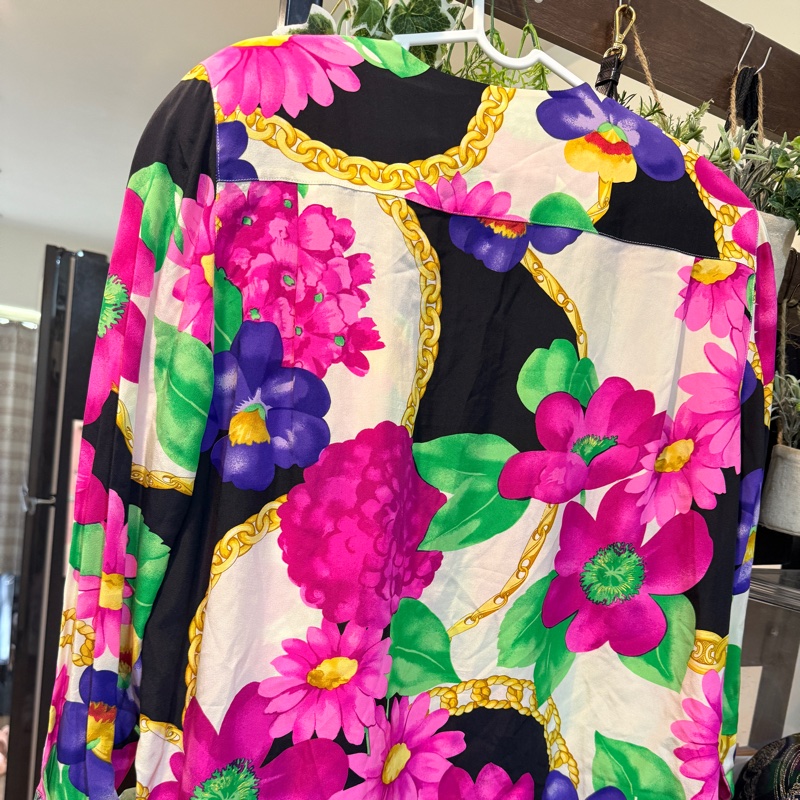 Celine 鮮豔花🌺🏝️夏天要來了~開釦上衣 高級品質100%絲 襯衫上衣-11