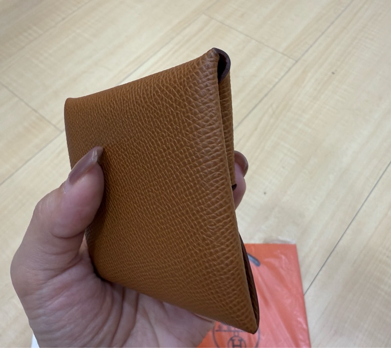 (二手)2025年1月購入 W刻 愛馬仕Bastia零錢包 金棕色 EPSOM-3