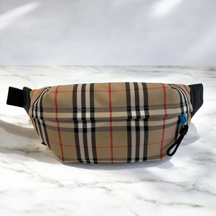 BURBERRY Vintage經典格紋棉腰包-0