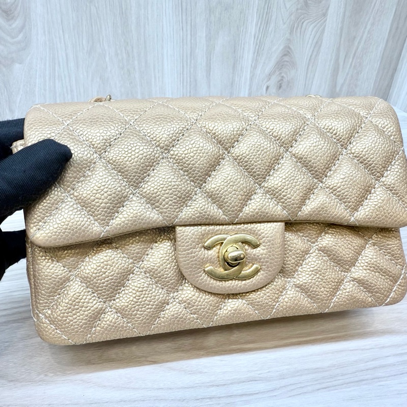 CHANEL金色牛皮金釦COCO20/A69900-9