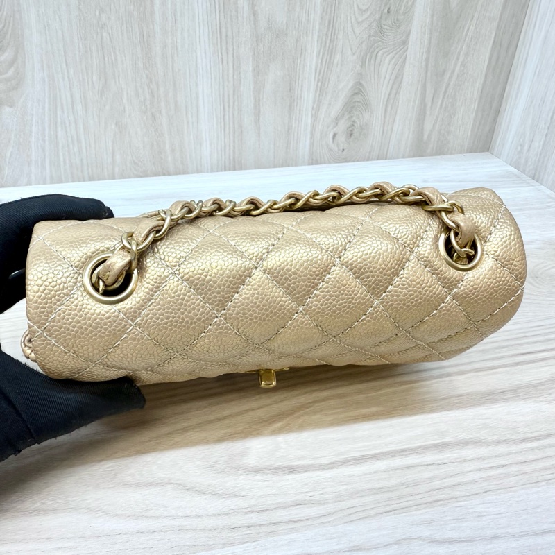 CHANEL金色牛皮金釦COCO20/A69900-10