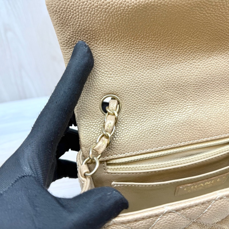 CHANEL金色牛皮金釦COCO20/A69900-13