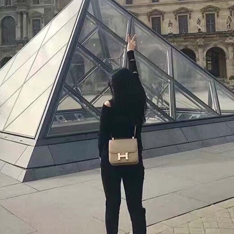 平台最低價金剛色風衣灰✨ HERMÈS 愛馬仕 Constance 康康 24 M8 銀河灰 風衣灰Gris Asphalte Epsom牛皮 玫瑰金扣-6