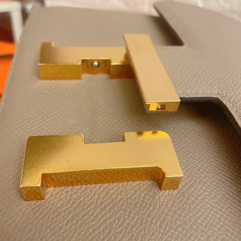 平台最低價金剛色風衣灰✨ HERMÈS 愛馬仕 Constance 康康 24 M8 銀河灰 風衣灰Gris Asphalte Epsom牛皮 玫瑰金扣-25