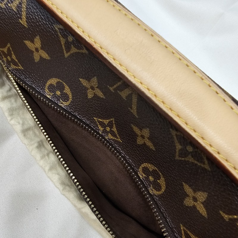 LV 老花郵差包(95成新)-25