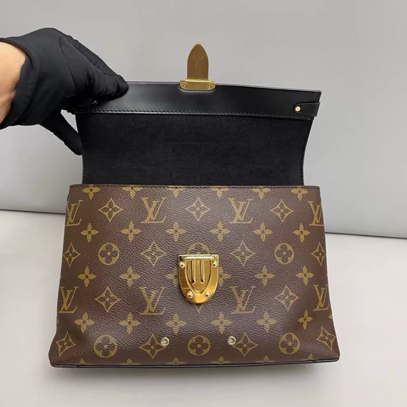 99新閒置🈶購證 Lv one handle老花郵差斜挎包🈶長背帶-7