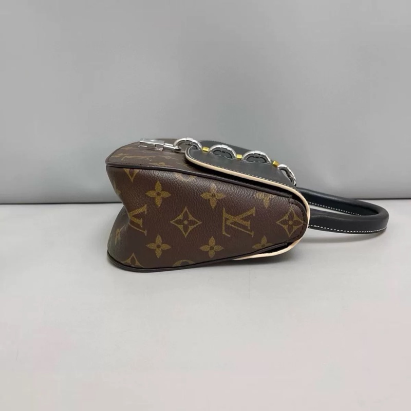 #近新閒置 #限量秀款 Lv chain it黑棕馬鞍鎖頭郵差包🉑斜挎/肩背/手提-10