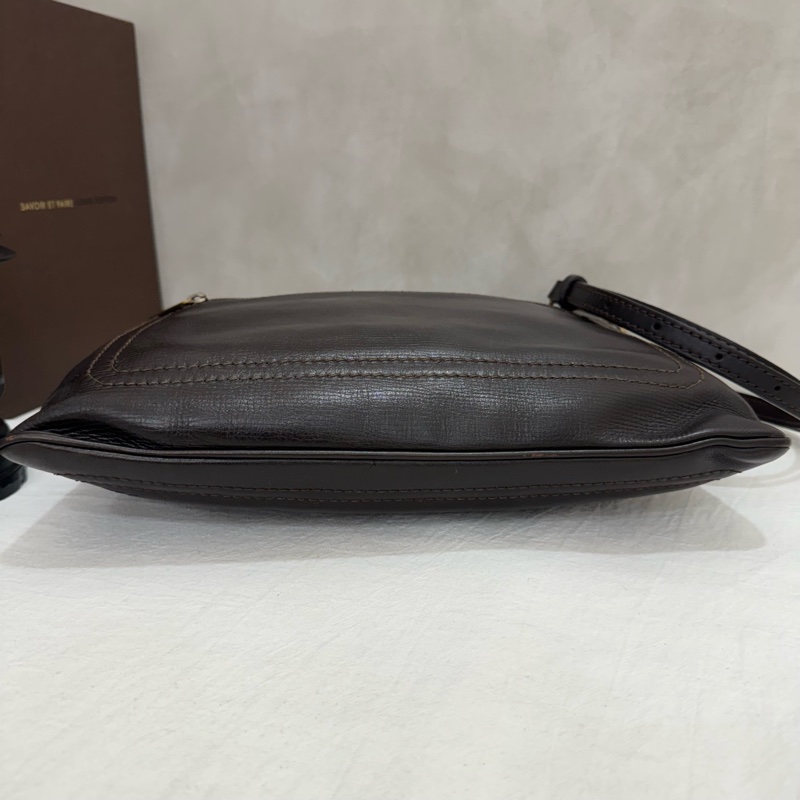 Louis Vuitton 全皮斜背包-8