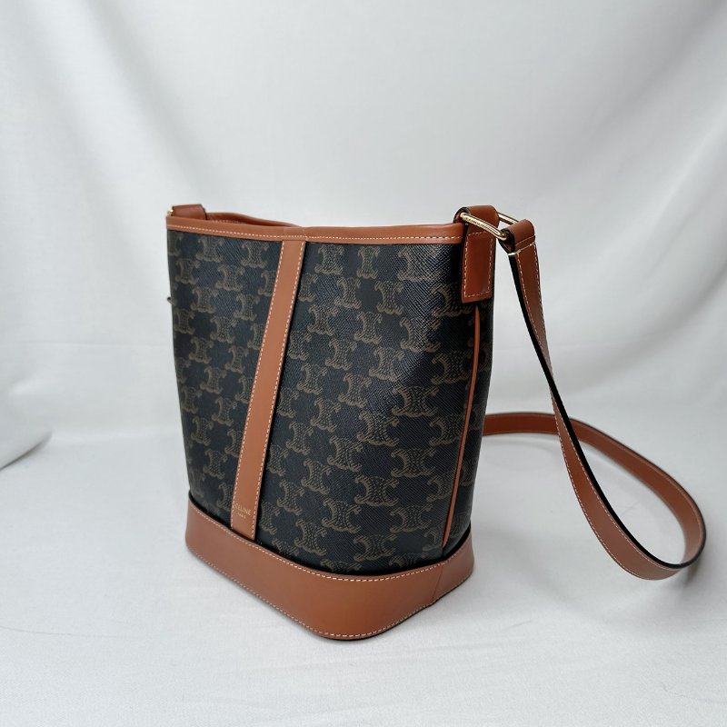 CELINE 小號TRIOMPHE凱旋門水桶包-2