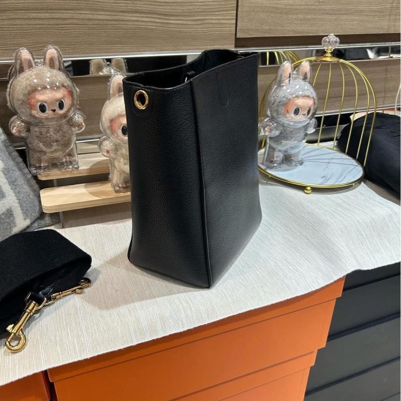 Celine sangle small bucket 黑色牛皮-1