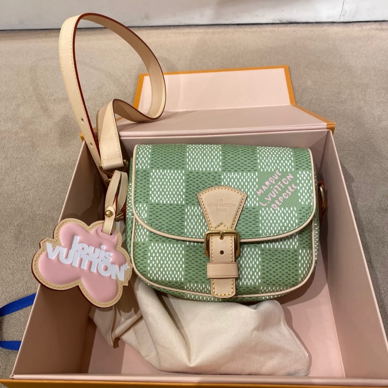 LOUIS VUITTON X Tyler 聯名款 Montsouris 可調節肩帶 單肩包-0