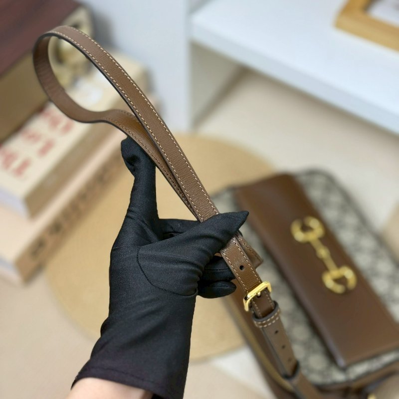(🤍已售出/可私訊預定)🏷️Gucci．1955 Horsebit 馬銜相機包-24