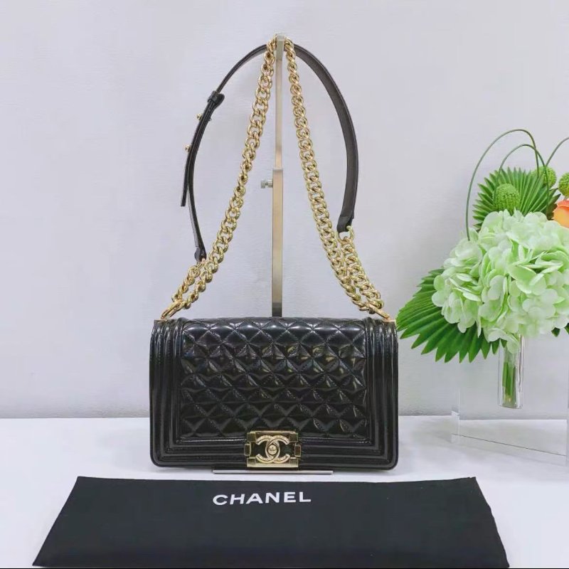Chanel 黑金中號Le boy鏈條肩背包 25×14.5×8cm  99新 配件塵袋-0
