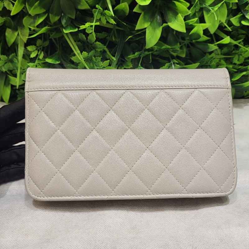 Chanel WOC-1