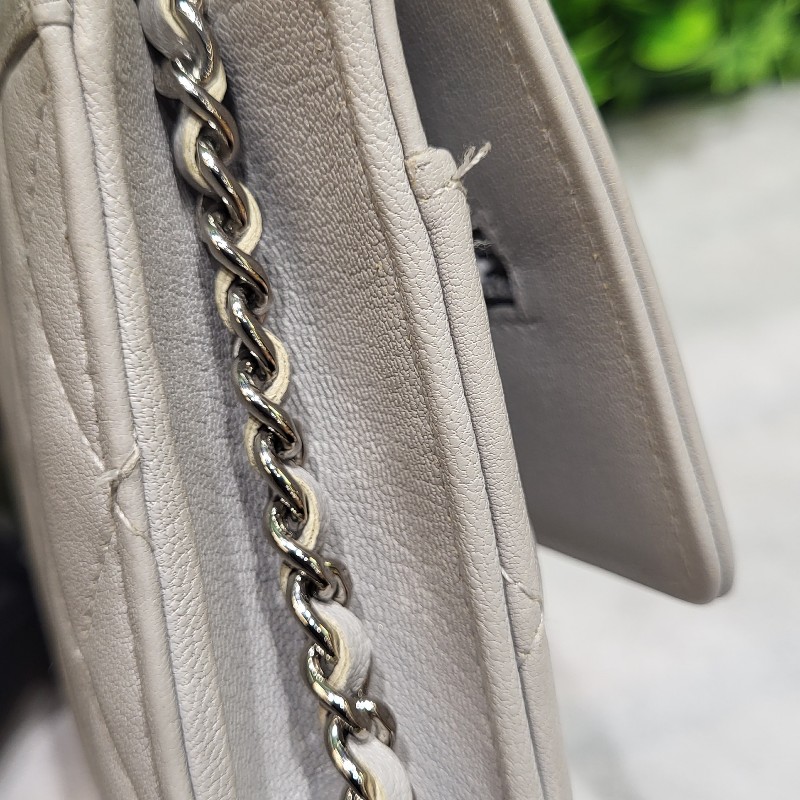 Chanel WOC-12