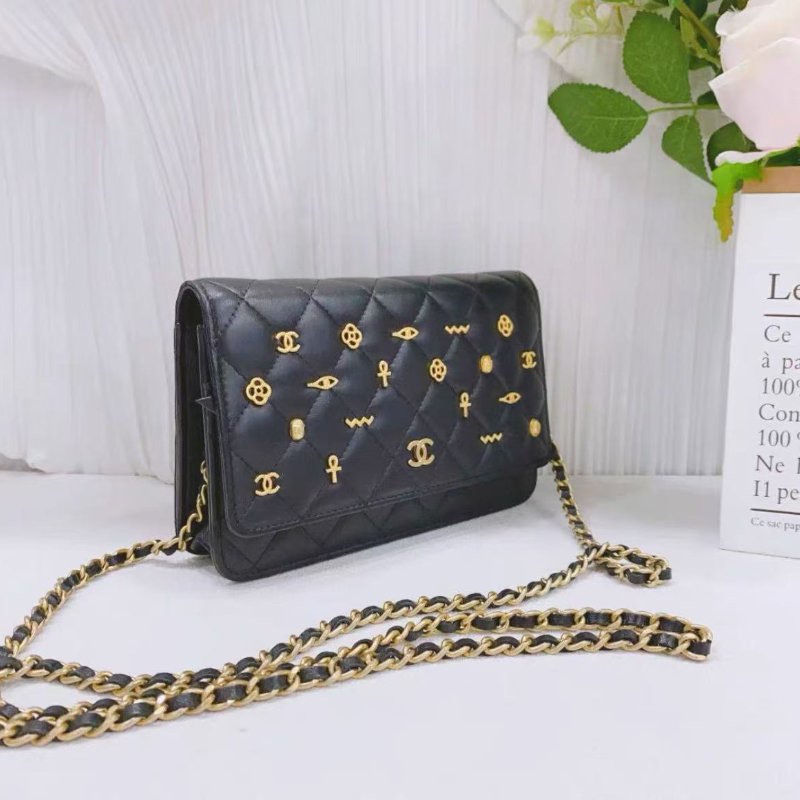 Chanel 黑金徽章埃及限量woc鏈條肩背斜背包19×12×4cm 99新 配件保卡塵袋-2