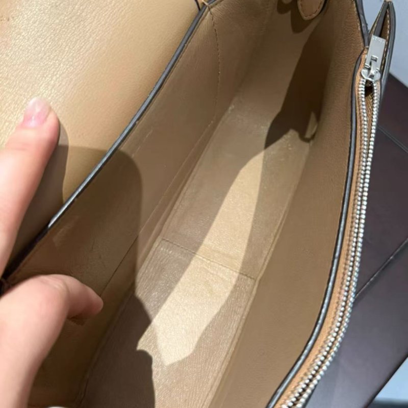 ✨Celine  Frame系列 豆腐包牛皮斜背包 棕黑經典拚色25*9*16cm 99新 配件塵袋-3