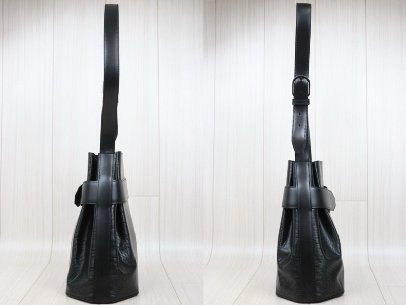 LV 水波紋八角水桶包-3