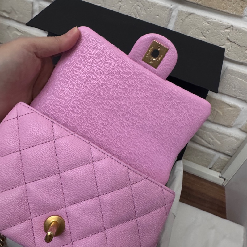 Chanel 愛心金球  粉紅荔枝皮 19公分-18