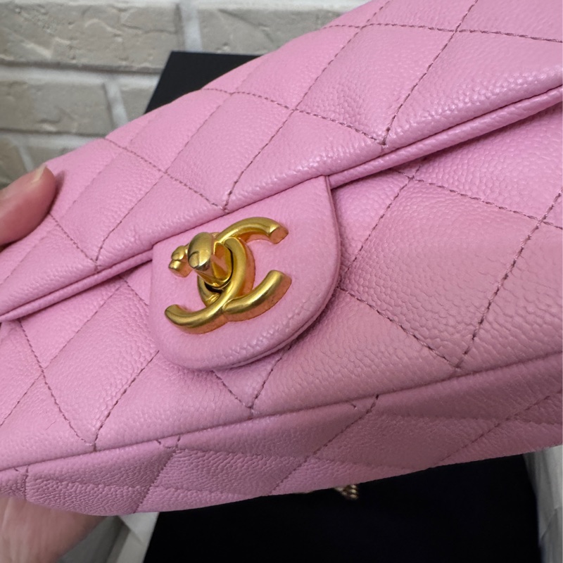 Chanel 愛心金球  粉紅荔枝皮 19公分-21