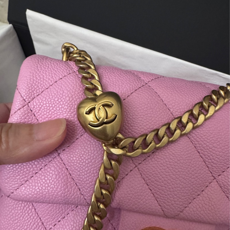 Chanel 愛心金球  粉紅荔枝皮 19公分-25