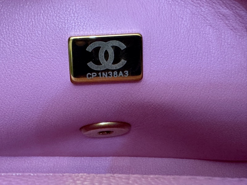 Chanel 愛心金球  粉紅荔枝皮 19公分-32