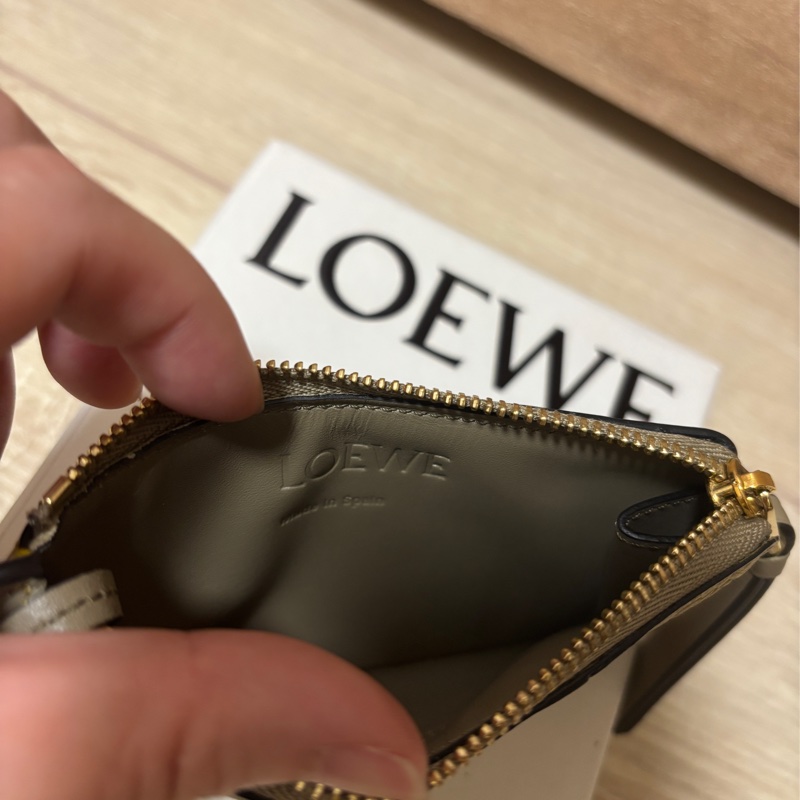 Loewe 小牛皮Puzzle卡包 卡夾-8