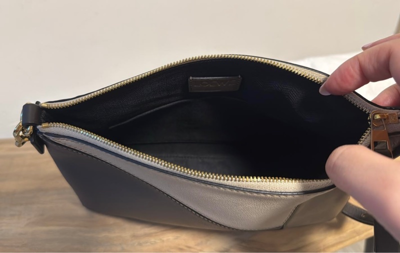 Loewe Puzzle Shoulder Bag-4