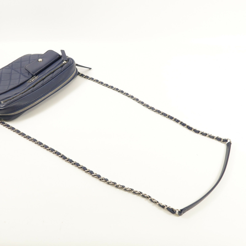 CHANEL 羊皮皮革Chain Shoulder銀扣肩背袋-11