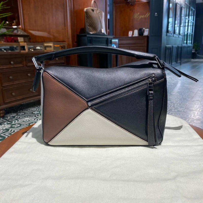 有購證💓Loewe puzzle 黑白棕三拼 小號-1