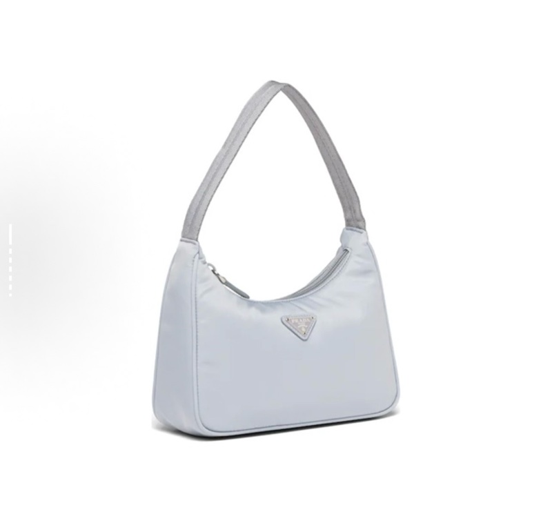 PRADA普拉達 Re-Edition 2000 經典銀扣三角標 再生尼龍織物 Hobo腋下包 矢車菊藍色-3