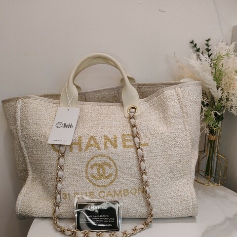 chanel deauville tote