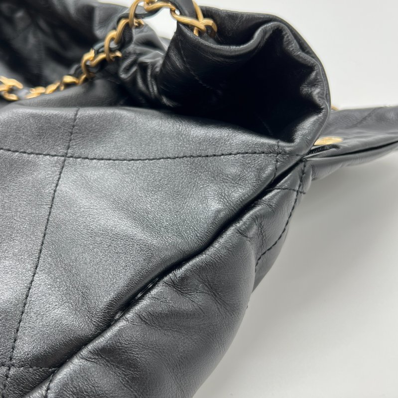 Chanel 22 Bag 中號  黑金-8