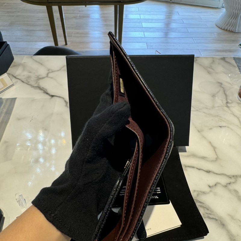 CHANEL 黑金荔枝皮 三折短夾・金扣Logo-6