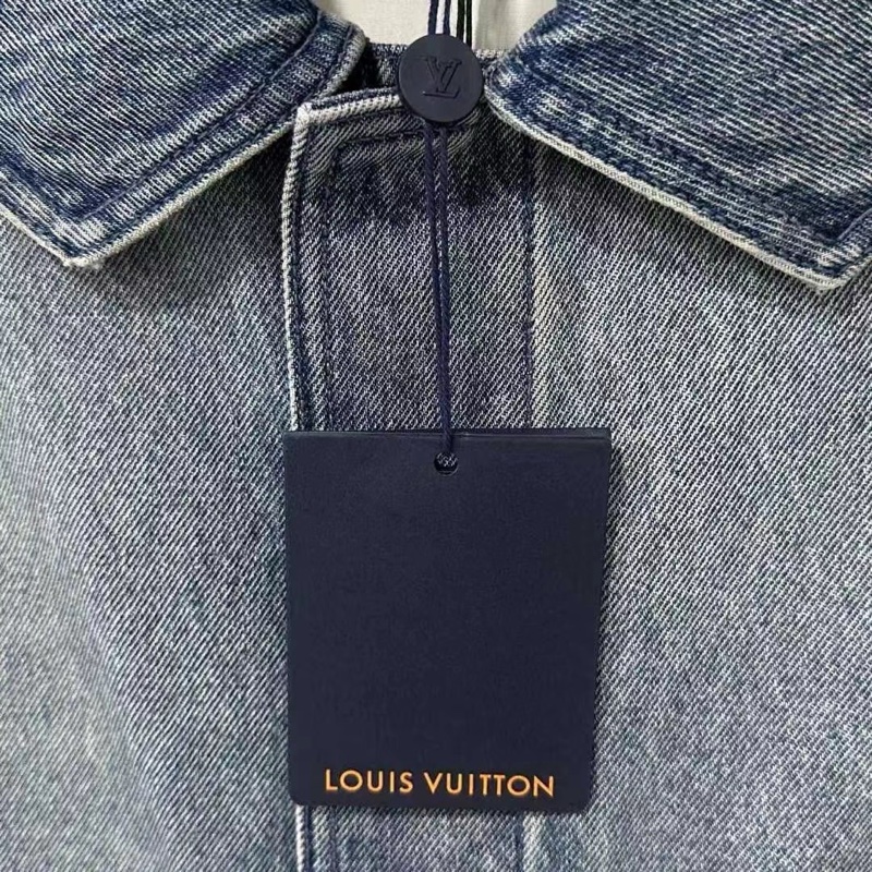 Louis Vuitton 淺藍浮雕老花logo短版牛仔外套-3