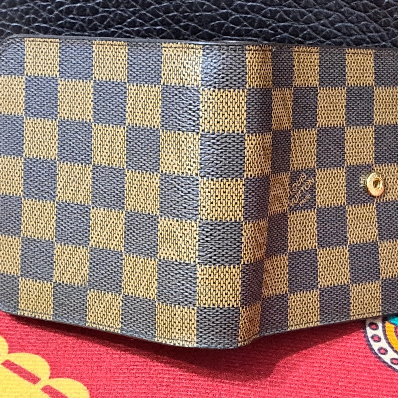 近新極美/日本進口/LV双折層中夾+拉鏈零錢袋-6