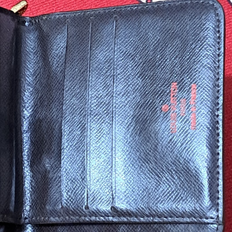 近新極美/日本進口/LV双折層中夾+拉鏈零錢袋-16