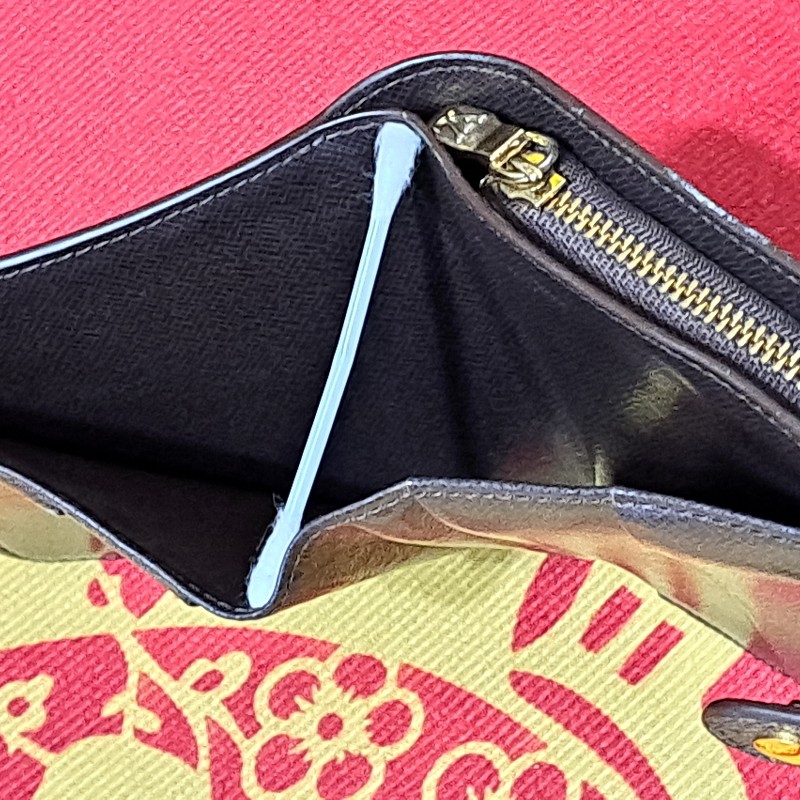 近新極美/日本進口/LV双折層中夾+拉鏈零錢袋-19