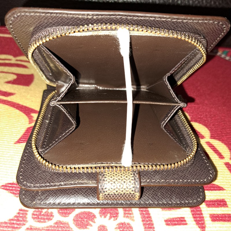 近新極美/日本進口/LV双折層中夾+拉鏈零錢袋-22