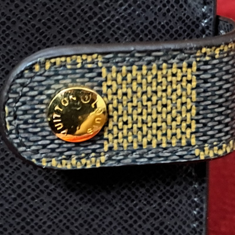 近新極美/日本進口/LV双折層中夾+拉鏈零錢袋-27