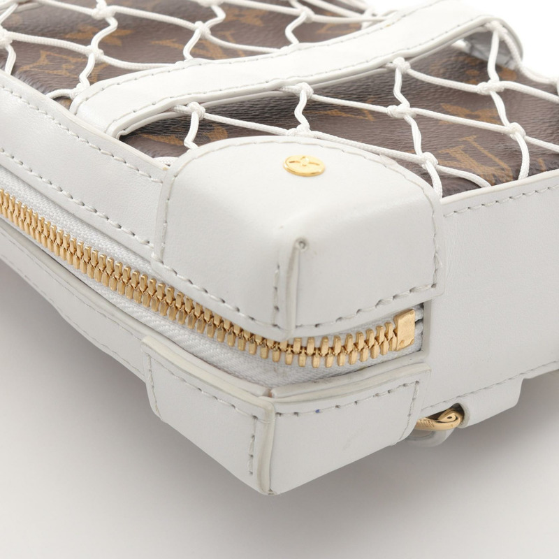 LOUIS VUITTON LV x NBA Soft Trunk Phone Box 腰包 M80102 Monogram-10