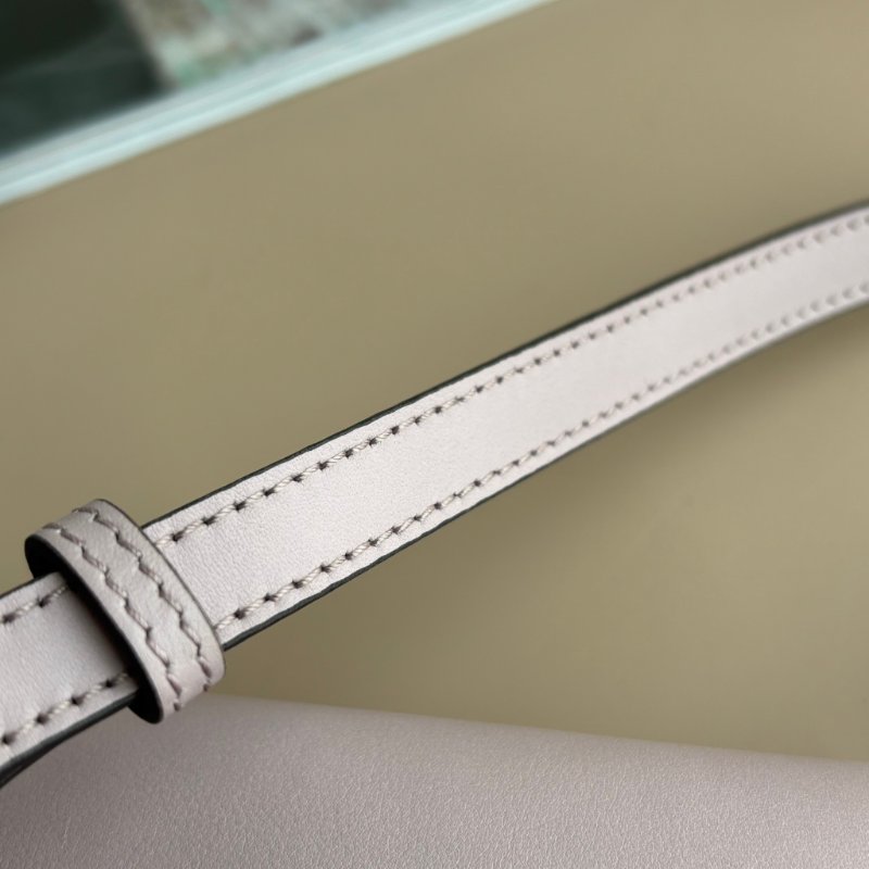 ::GUCCI:: 369664 淡粉紫色 雙G金屬釦式WOC 斜背包側背包 手拿包 晚宴包 功能包-32