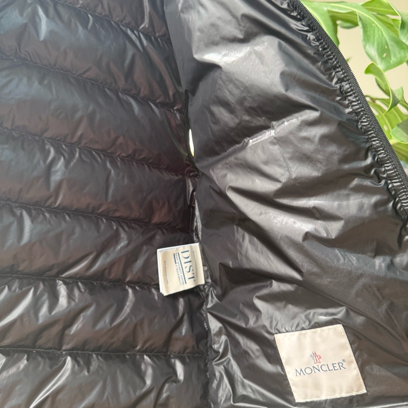 🌸 ⸻ Moncler Longue Saison 經典輕量羽絨背心(黑色)|正品附防偽標籤-17