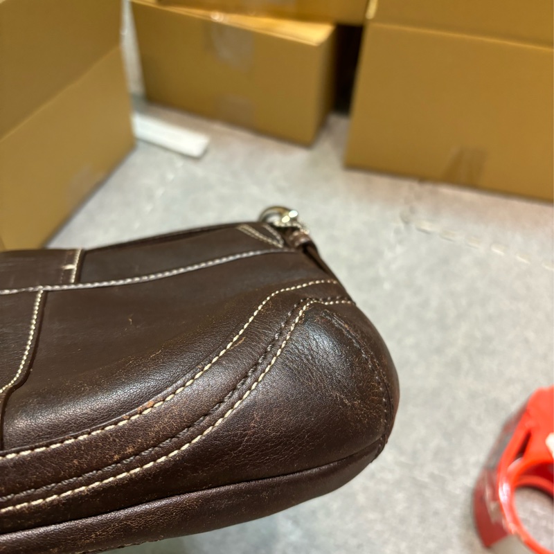 🏷️ Coach hobo 牛皮-21