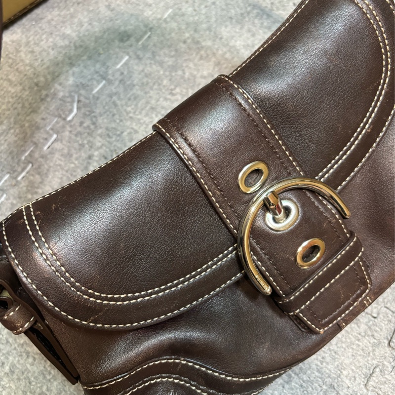🏷️ Coach hobo 牛皮-25