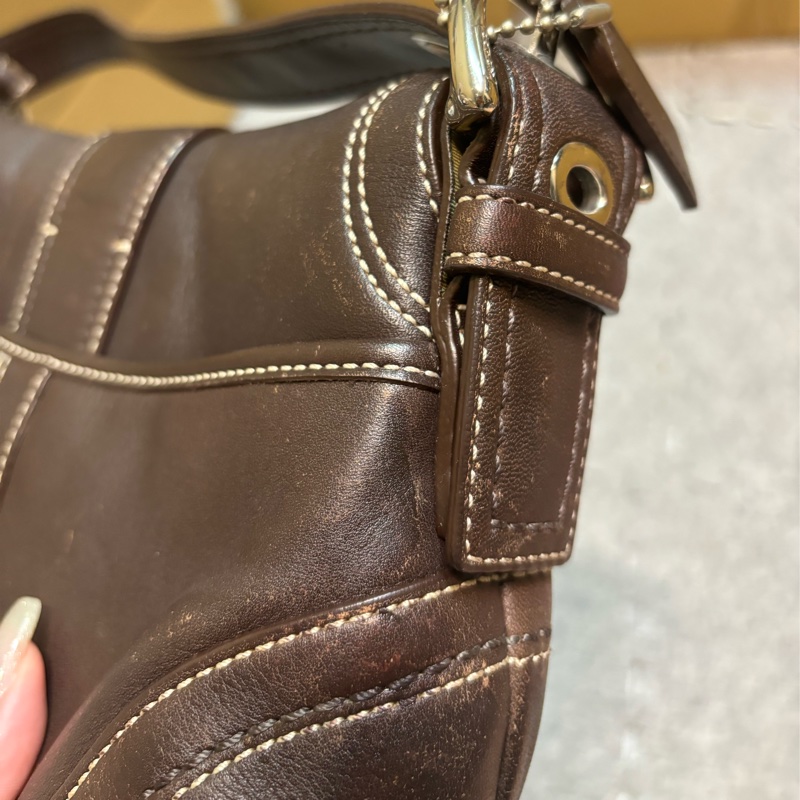 🏷️ Coach hobo 牛皮-35